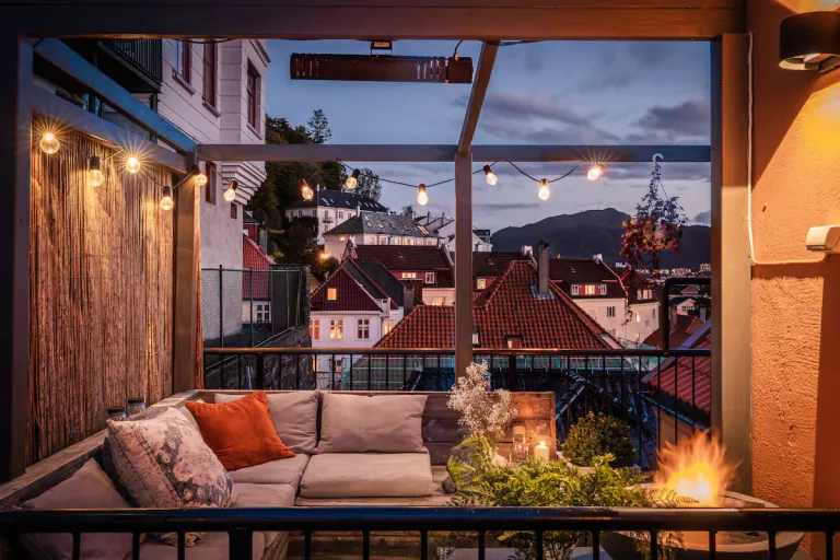 Best 2026 Airbnb Stays in Bergen, Norway with Fjord & Mountain Views