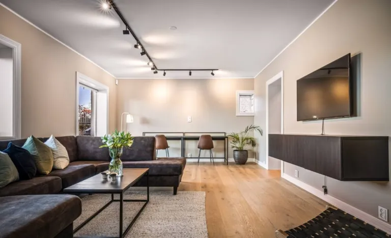 Best 2026 Airbnb Stays in Bergen, Norway with Fjord & Mountain Views
