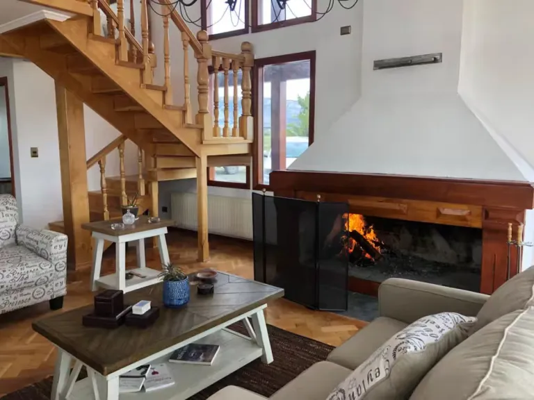 8 Best 2026 Airbnb Stays in Patagonia, Chile for Mountain Adventures