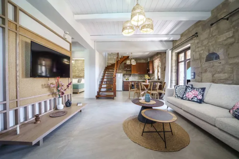 8 Best 2026 Airbnb Villas in Crete, Greece with Private Pools