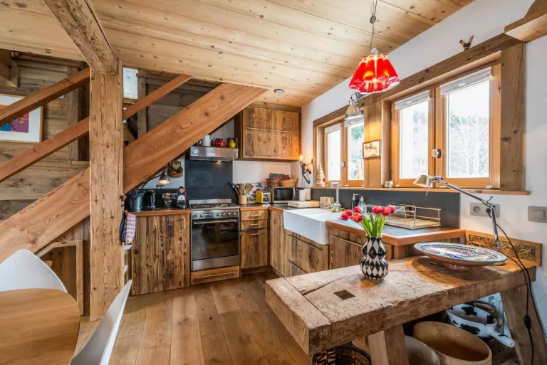 Best 2026 Airbnb Stays in Chamonix, France for Mont Blanc Views