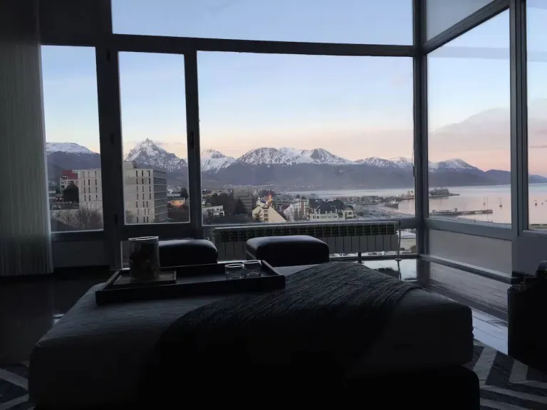 Best 2026 Airbnb Stays in Ushuaia, Argentina for the End-of-the-World Adventure