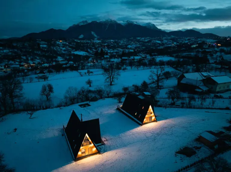 8 Best 2026 Airbnb Stays in Transylvania, Romania for Castle &amp; Countryside Experiences