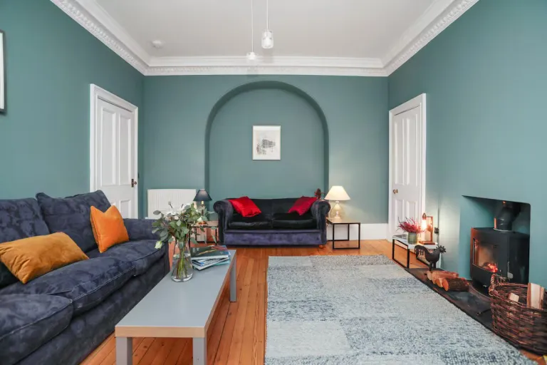 Best 2026 Airbnb Stays in Edinburgh for a Historic Scottish Getaway