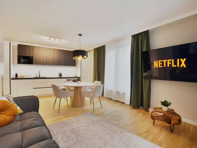 Best 2026 Airbnb Stays in Vienna for Art, Culture & Architecture Lovers