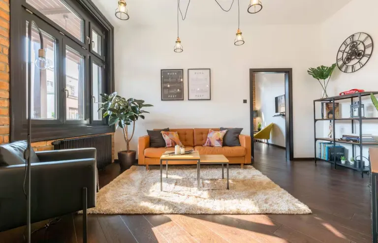 Best 2026 Airbnb Stays in Budapest with Danube River Views