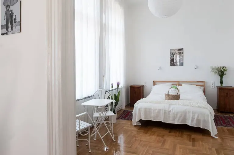 Best 2026 Airbnb Stays in Budapest with Danube River Views