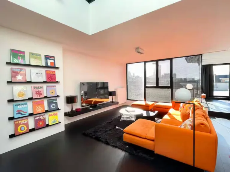 8 Best 2026 Airbnb Stays in Brussels Near Grand Place for First-Time Visitors