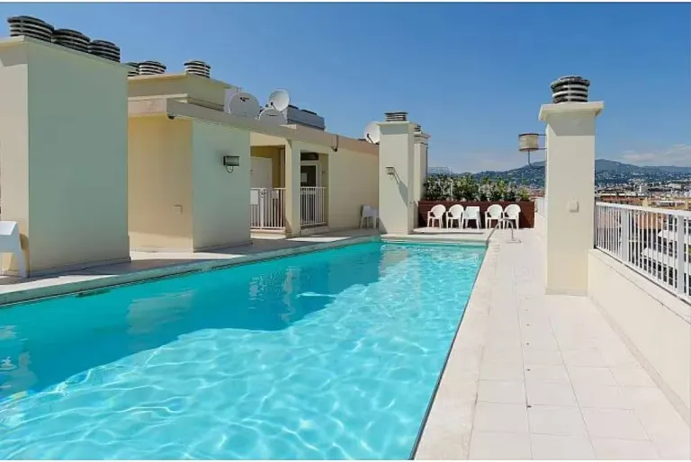 8 Best 2026 Airbnb Stays in Nice, France for a French Riviera Escape