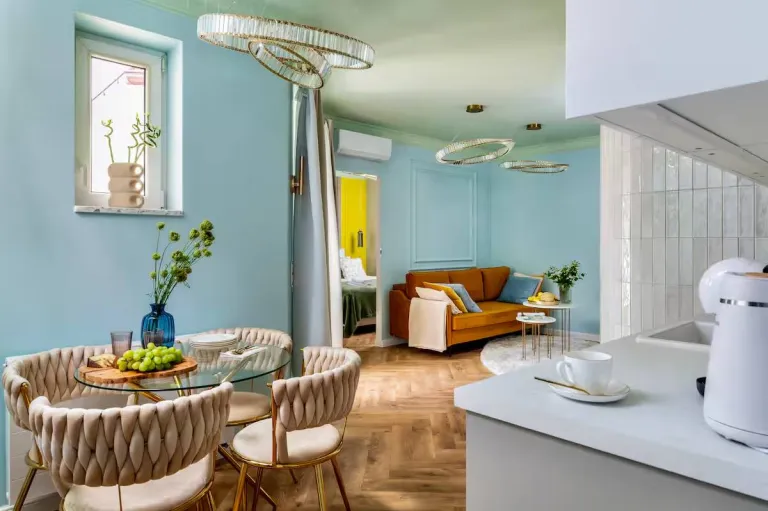 8 Best 2026 Airbnb Stays in Krakow, Poland Near Historic Attractions