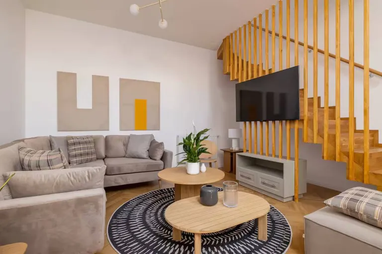 8 Best 2026 Airbnb Stays in Krakow, Poland Near Historic Attractions