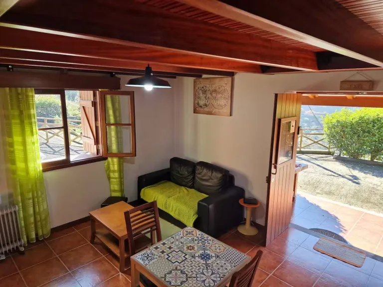 8 Best 2026 Airbnb Stays in Madeira for Hiking & Scenic Mountain Escapes