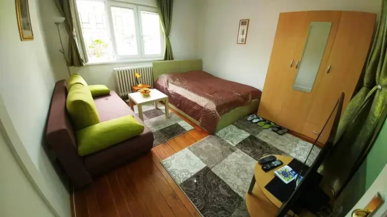 8 Best 2026 Airbnb Stays in Sarajevo for Culture, History & Mountain Views
