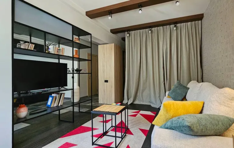 Best 2026 Airbnb Stays in Yerevan, Armenia for a Unique City Break