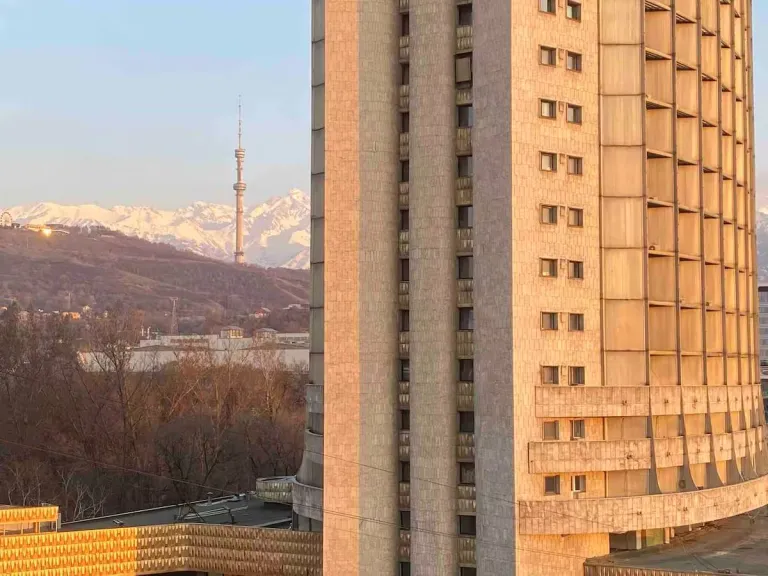 Best 2026 Airbnb Stays in Almaty, Kazakhstan for Mountain & City Adventures