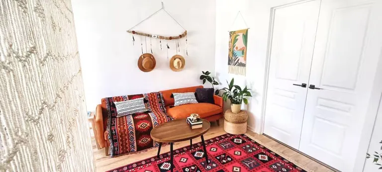 Best 2026 Airbnb Stays in Almaty, Kazakhstan for Mountain & City Adventures
