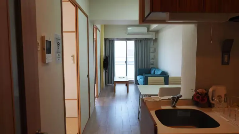 8 Best 2026 Airbnb Stays in Osaka for Food, Shopping &amp; Nightlife