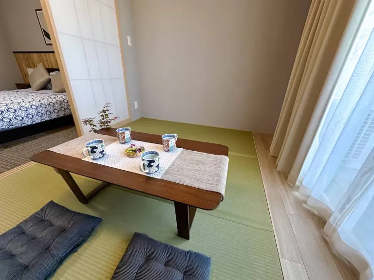 8 Best 2026 Airbnb Stays in Osaka for Food, Shopping &amp; Nightlife