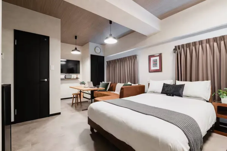 8 Best 2026 Airbnb Stays in Osaka for Food, Shopping &amp; Nightlife