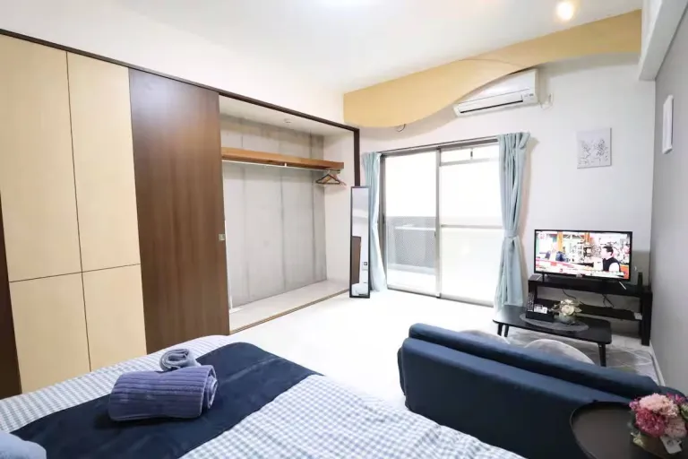 8 Best 2026 Airbnb Stays in Osaka for Food, Shopping &amp; Nightlife