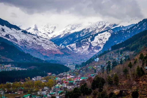 image for article Honeymoon in Manali : 15 Must-Do Things on Your Romantic Getaway