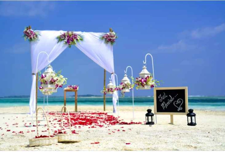 Beach weddings 
