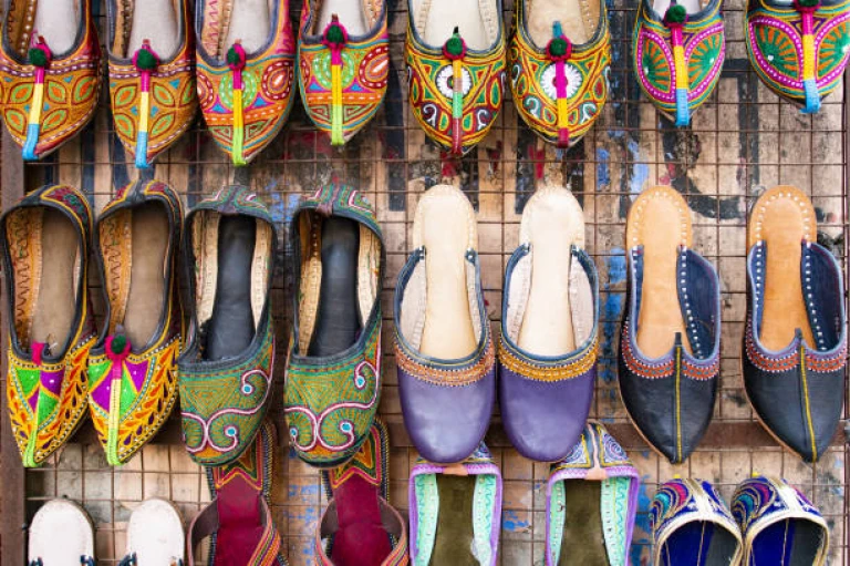 Rajasthani Mojaris (Traditional Footwear)