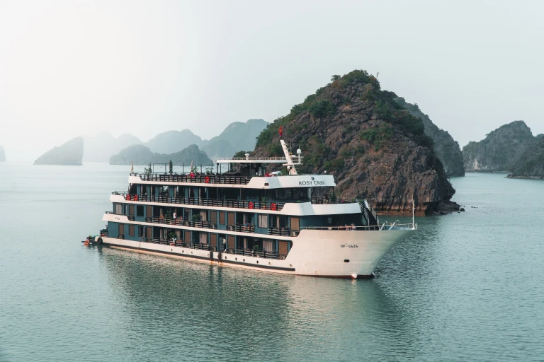 Halong Bay's Ti Top Beach