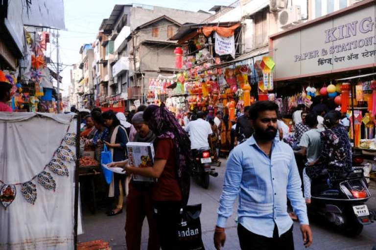 chor bazar Pune market