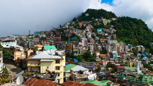 image for article Aizawl - The Only Indian City with No Traffic and Honks! 