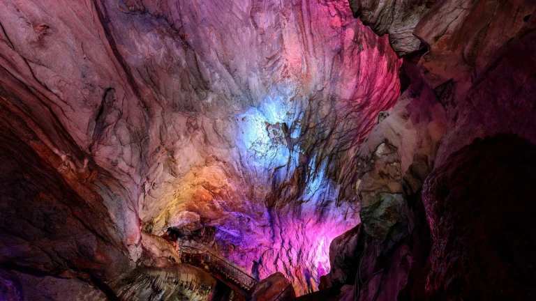 Borra Caves, Andhra Pradesh 