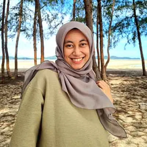 Image of Izzati Haron