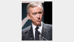 image for article Bernard Arnault is the New Richest Man in the World