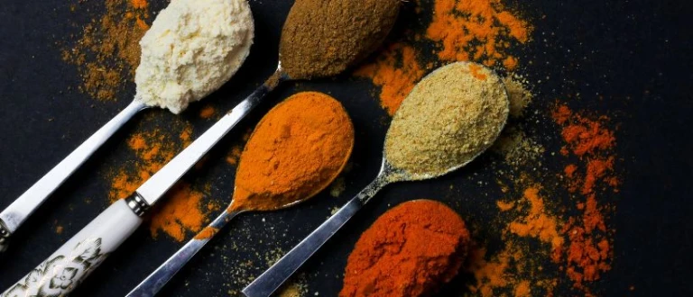 Carry spices while travelling to Italy