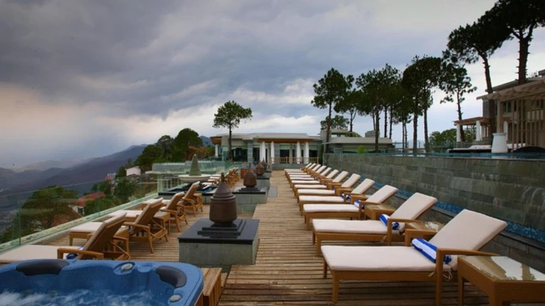 Moksha Himalayan Spa Resort, Parwanoo