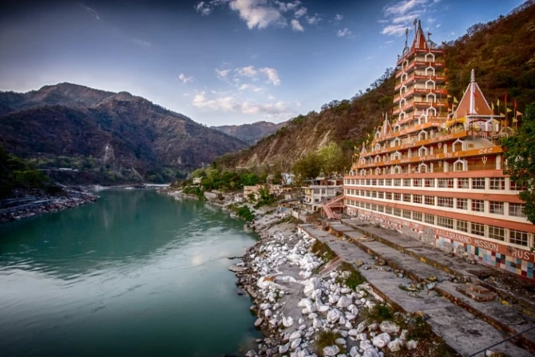 visit rishikesh india