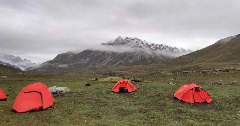 Kashmir great lake stay - camping tents