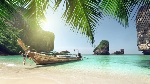 image for article Exploring Koh Phi Phi: Your Ultimate Island Hopping Tour Guide in 2023
