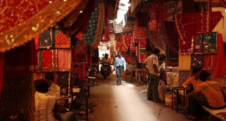 Shopping at Johari Bazaar, Jaipur