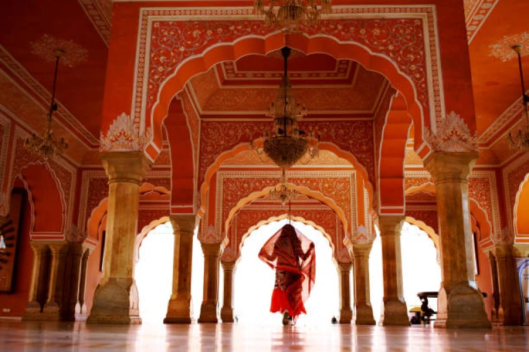A woman traveling in Rajasthani Palace