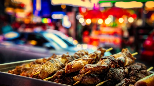 image for article Halal Food in Pune: A Muslim-Friendly Guide to Street Food and More!