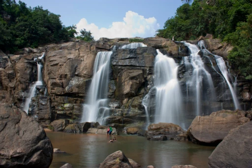 image for article Jharkhand's waterfalls a big draw for tourists, even before festival season