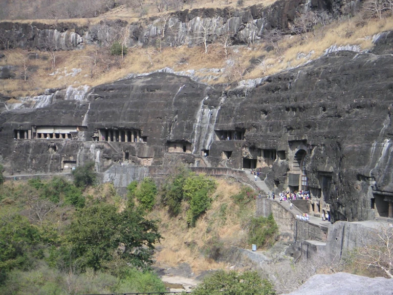 Ajanta Caves, Mahara