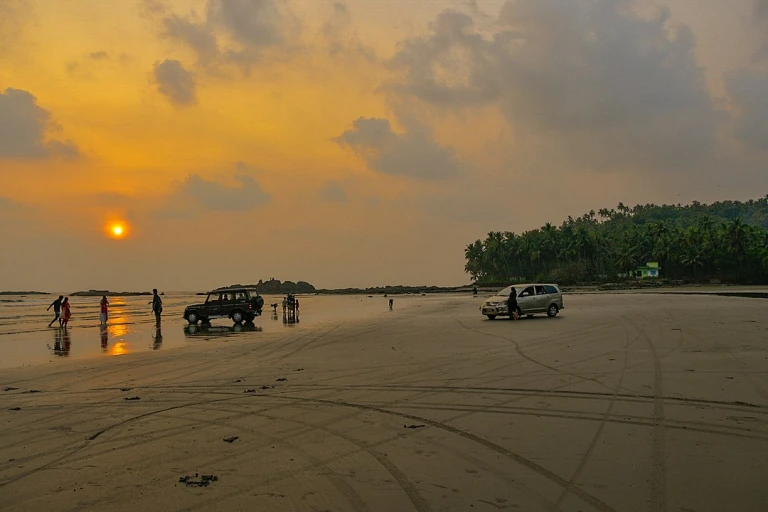 Muzhappilangad Beach Kannur