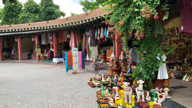 Dilli Haat, Delhi