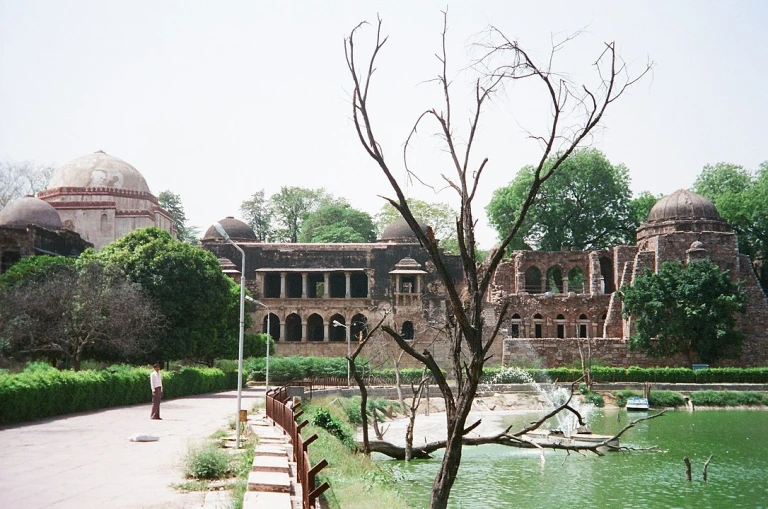 Hauz Khas - Places to visit in Delhi
